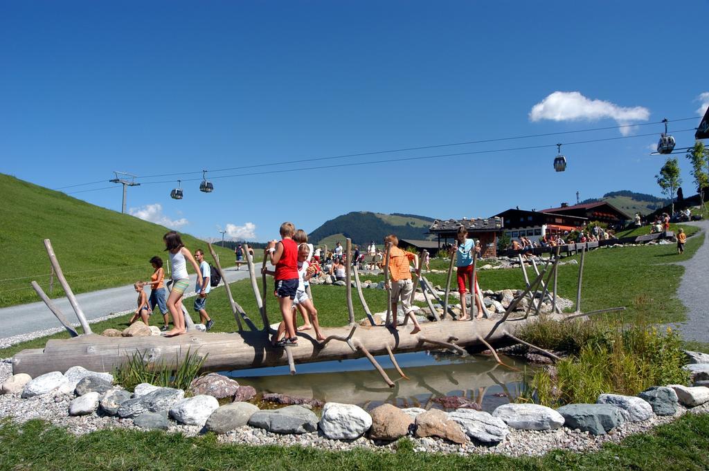 Ferienhotel Tyrol Soell Am Wilden Kaiser エクステリア 写真