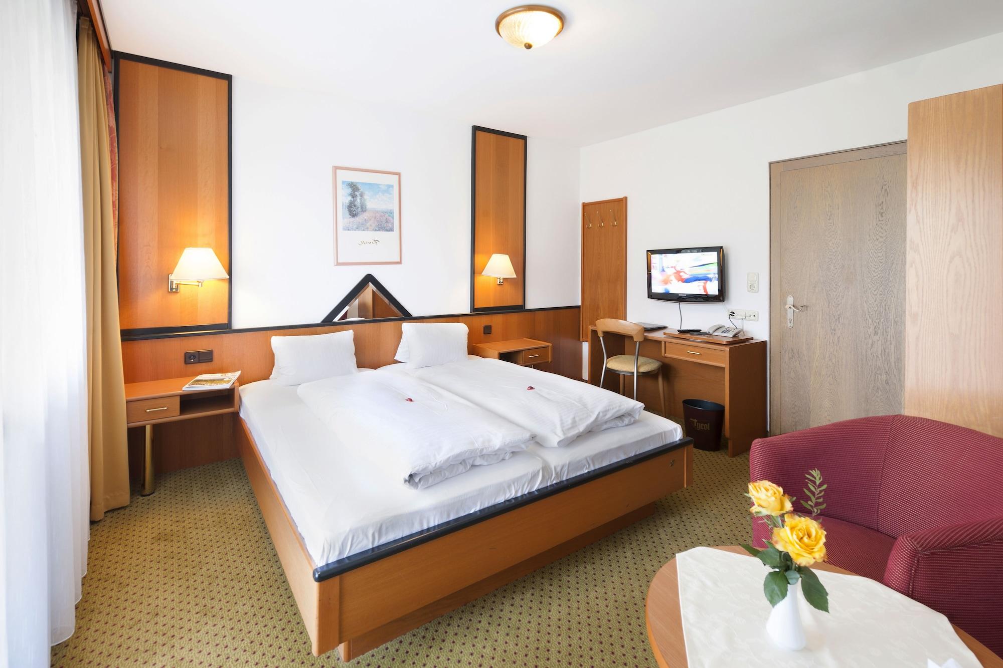 Ferienhotel Tyrol Soell Am Wilden Kaiser エクステリア 写真