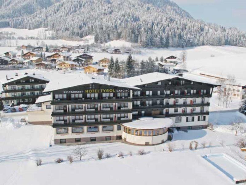 Ferienhotel Tyrol Soell Am Wilden Kaiser エクステリア 写真