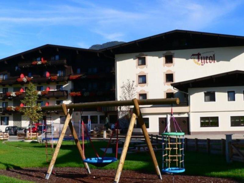 Ferienhotel Tyrol Soell Am Wilden Kaiser エクステリア 写真