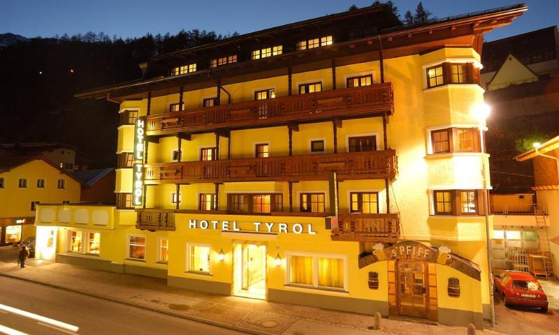 Ferienhotel Tyrol Soell Am Wilden Kaiser エクステリア 写真