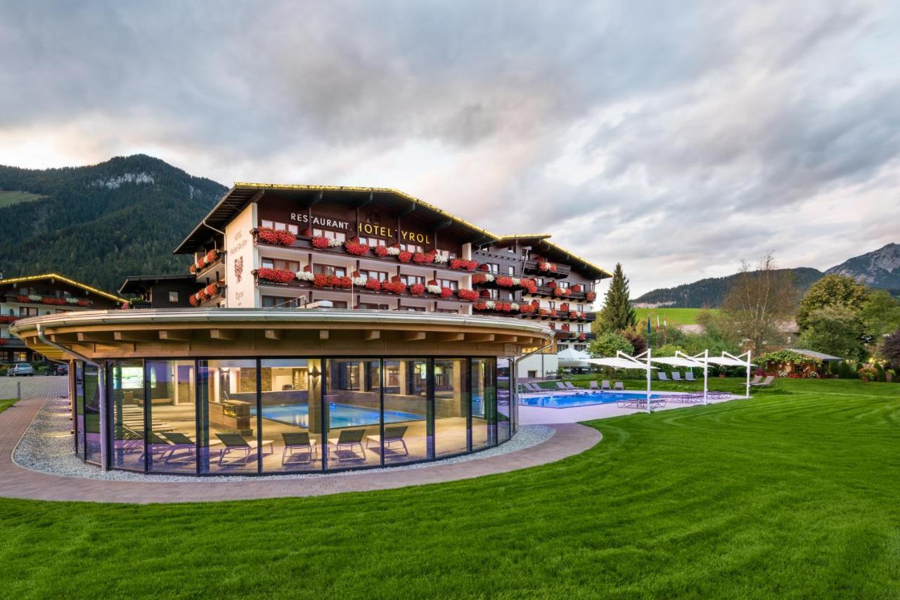 Ferienhotel Tyrol Soell Am Wilden Kaiser エクステリア 写真